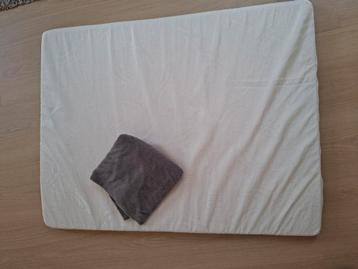 Matras voor park/box + hoes  beschikbaar voor biedingen