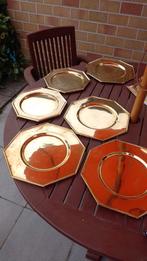 Sous-assiettes octogonales en laiton doré