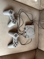 Playstation classic met 2 controllers, Games en Spelcomputers, Ophalen, Zo goed als nieuw, Met 2 controllers, Met geheugenkaart