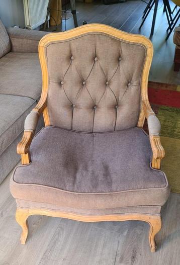 Fauteuil Cosy Romantique disponible aux enchères