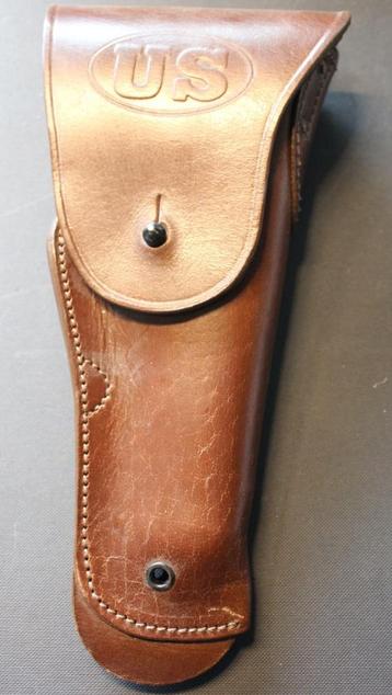 Prachtige reproductie COLT 45 WWII koffer beschikbaar voor biedingen