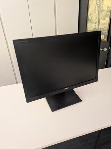 Monitor Samsung SyncMaster SA450 beschikbaar voor biedingen