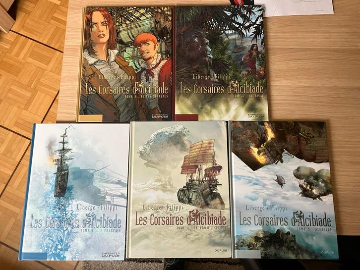 Serie Les corsaires d’Alicibiade en 5T - TB etat, Boeken, Stripverhalen, Gelezen, Complete serie of reeks, Ophalen
