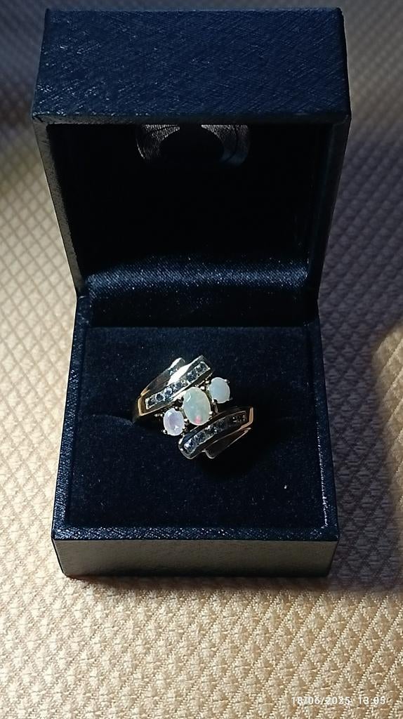 Très belle bague en argent massif plaqué or avec opales, Bijoux, Sacs & Beauté, Bagues, Neuf, Femme, Jaune, Argent, Avec pierre précieuse