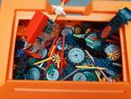 Te koop Knex koffer met inhoud, Kinderen en Baby's, Speelgoed | Bouwstenen, Ophalen, Zo goed als nieuw