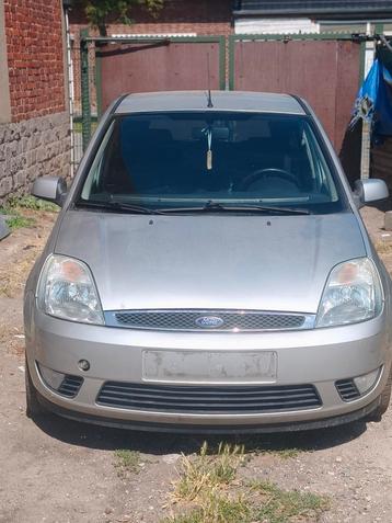 FORD FIESTA, Autos, Particulier, Achat