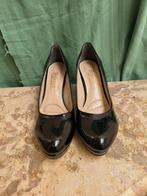 Zwarte damesschoenen met heel van 7cm (maatje 40), Kleding | Dames, Schoenen, Ophalen, Schoenen met lage hakken, Zwart, Zo goed als nieuw