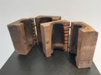 2 vintage industriele houten (zand) gietvormen (wijn)glazen, Ophalen of Verzenden