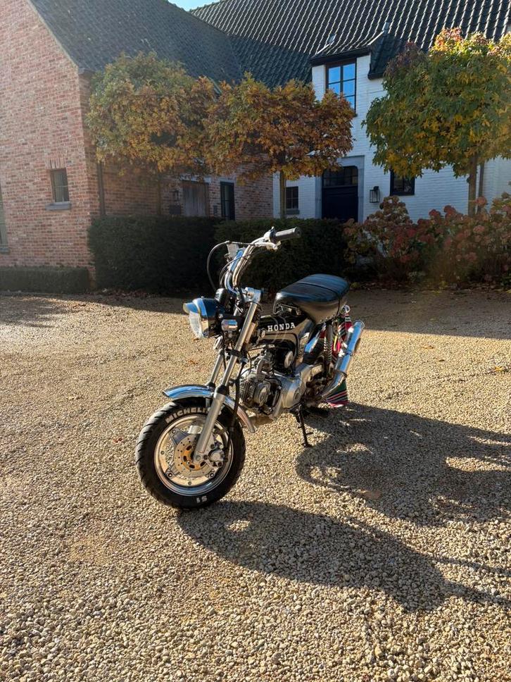 Honda dax, Fietsen en Brommers, Brommers | Honda, Zo goed als nieuw, Overige modellen, Klasse B (45 km/u), Ophalen