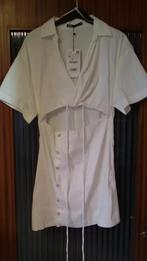 Robe courte blanc cassé avec découpe Zara M neuve, Zara, Taille 38/40 (M), Enlèvement ou Envoi, Blanc