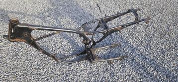 Frame Suzuki GT50 met papieren beschikbaar voor biedingen