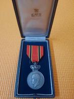 België koningshuis zilver medaille Boudewijn in doos, Verzamelen, Ophalen of Verzenden, Lintje, Medaille of Wings