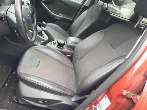 STOEL LINKS VOOR Ford Focus 3 (01-2010/12-2019), Auto-onderdelen, Interieur en Bekleding, Ford, Gebruikt