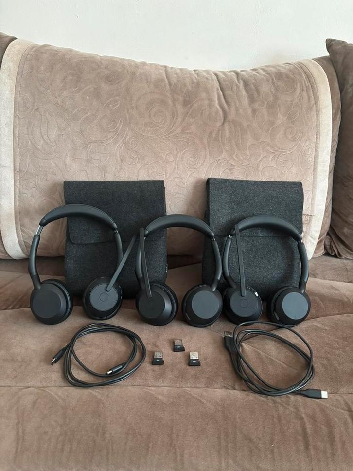 Jabra Evolve 2 55, Computers en Software, Headsets, Zo goed als nieuw, On-ear, Draadloos, Inklapbare microfoon, Mute-functie, Volumeregelaar