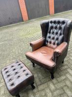 Chesterfield fauteil met hocker, Huis en Inrichting, Ophalen, Gebruikt, Leer