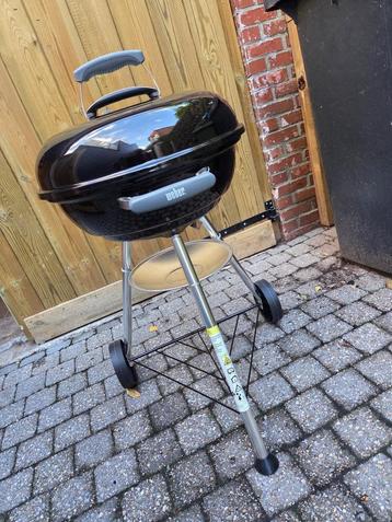 Weber bbq zwart nieuwstaat beschikbaar voor biedingen
