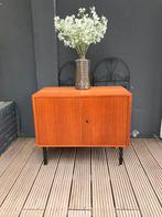 Mooie Vintage kast / dressoir, Ophalen, Met deur(en), 50 tot 100 cm, Zo goed als nieuw