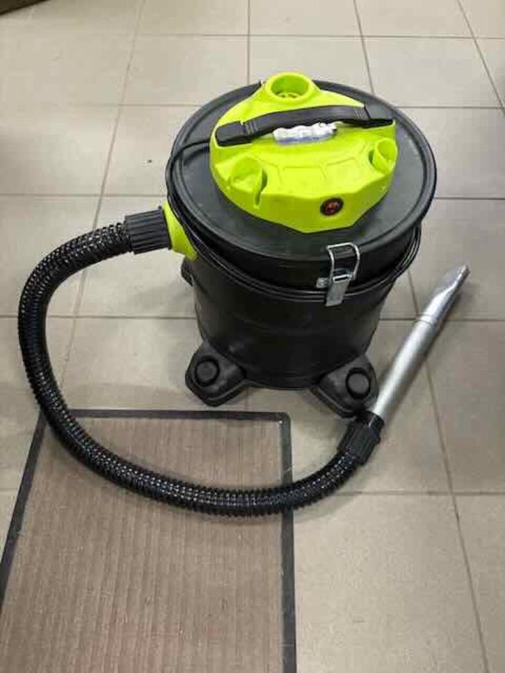 Stofzuiger/asblazer., Elektronische apparatuur, Stofzuigers, Zo goed als nieuw, Stofzuiger, 1200 tot 1600 watt, Reservoir, Ophalen