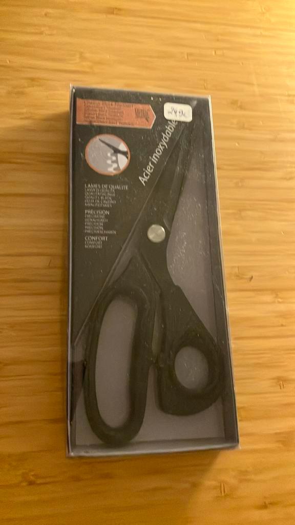 Ciseau de couture en acier inoxydable NEUF!, Hobby & Loisirs créatifs, Couture & Fournitures, Neuf, Autres types, Enlèvement