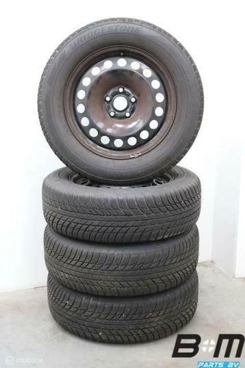 Set 17 inch velgen + winterbanden Q3 F3/Tiguan3 5QF601027J beschikbaar voor biedingen