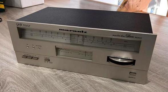 Marantz ST-300L tuner, Audio, Tv en Foto, Tuners, Ophalen of Verzenden