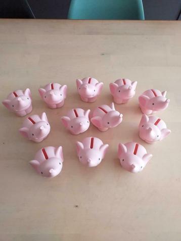Laatste stuks mini roze spaarpotjes olifant UITVERKOOP beschikbaar voor biedingen