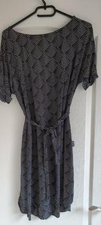 kleedje Wow, Ophalen, Maat 38/40 (M), Wit