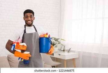 Schoonmaker/ ramenwasser  beschikbaar voor biedingen