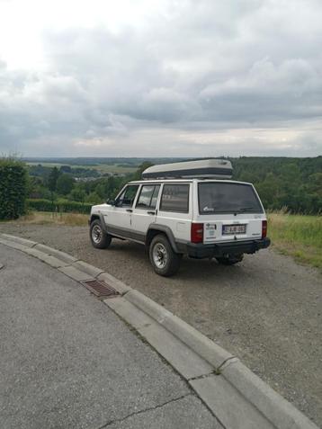 4x4 voorouderjeep beschikbaar voor biedingen