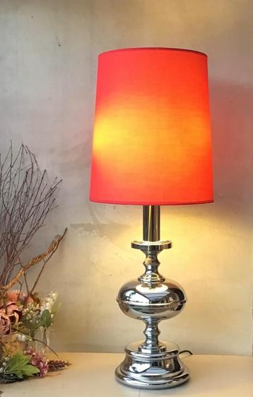 Stijlvolle Mid-Century chromen tagellamp beschikbaar voor biedingen