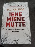 M.J. Arlidge - Iene Miene Mutte, Comme neuf, Enlèvement, M.J. Arlidge