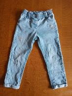 Jeans maat 104 | Kinderen, Kinderen en Baby's, Kinderkleding | Maat 98, Ophalen