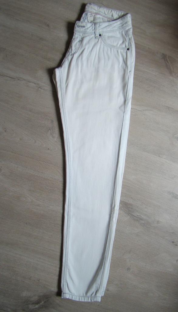 lange jeans broek C&A licht waterig grijs blauw dames maat38, Kleding | Dames, Broeken en Pantalons, Zo goed als nieuw, Maat 38/40 (M)