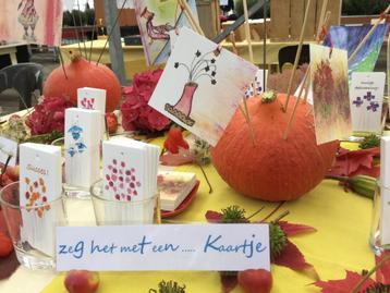 Bloemenkaartjes beschikbaar voor biedingen