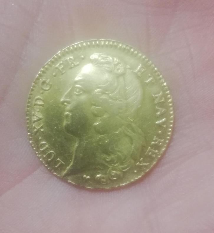 Louis XV, dubbele Louis d'Or met hoofdband, Lyon uit 1761., Postzegels en Munten, Munten | Europa | Niet-Euromunten, Goud, Ophalen of Verzenden