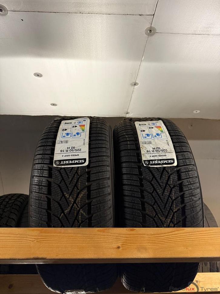 winter new 225/50R16 Semperits 225/50 R16 225/50/16 2255016, Auto-onderdelen, Banden en Velgen, Band(en), Winterbanden, 16 inch