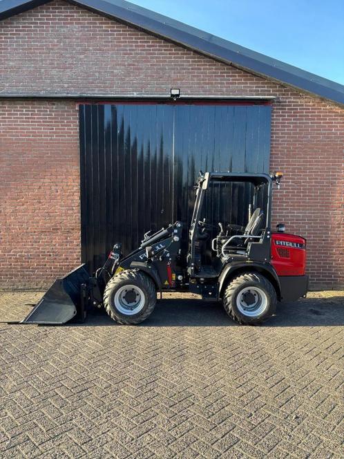 Pitbull XS24-26V, Zakelijke goederen, Machines en Bouw | Kranen en Graafmachines, Wiellader of Shovel, Ophalen of Verzenden