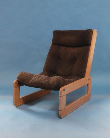 Scandinavisch Vintage Massief Grenen Fauteuil Eenzit Zetel beschikbaar voor biedingen