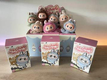 POP MART The Monsters V1: Exciting Macaron labubu - blindbox beschikbaar voor biedingen