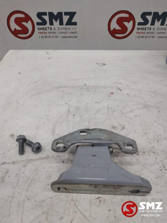 Occ deurscharnier links Mercedes Actros MP4, Auto-onderdelen, Vrachtwagen-onderdelen, Mercedes-Benz, Carrosserie en Plaatwerk