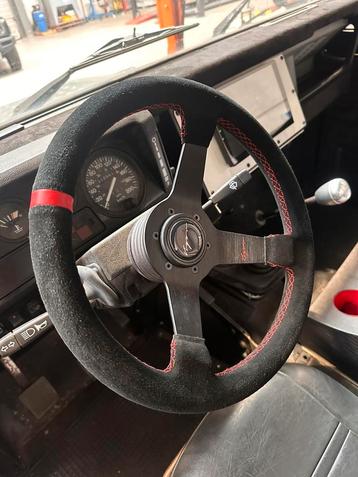 Defender sport stuur met cubby box beschikbaar voor biedingen