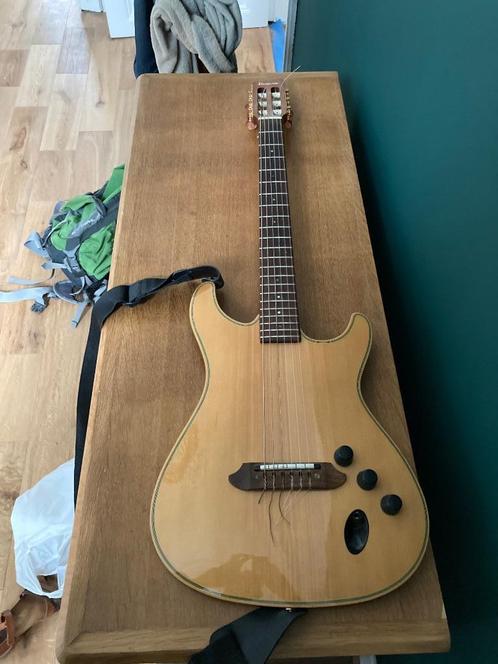 Ibanez SC500N NT gitaar, Muziek en Instrumenten, Snaarinstrumenten | Gitaren | Elektrisch, Zo goed als nieuw, Solid body, Ibanez