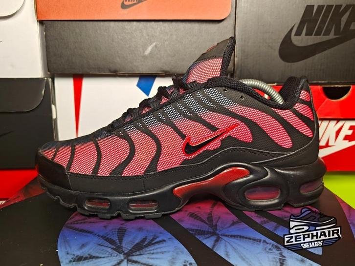 Nike Air Max Plus TN 'Reflective Bred' EU43 2022, Kleding | Heren, Schoenen, Gedragen, Sneakers, Wit, Ophalen of Verzenden