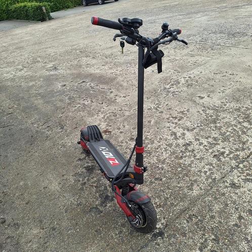 Z10X  zero10X, Fietsen en Brommers, Steps, Zo goed als nieuw, Ophalen