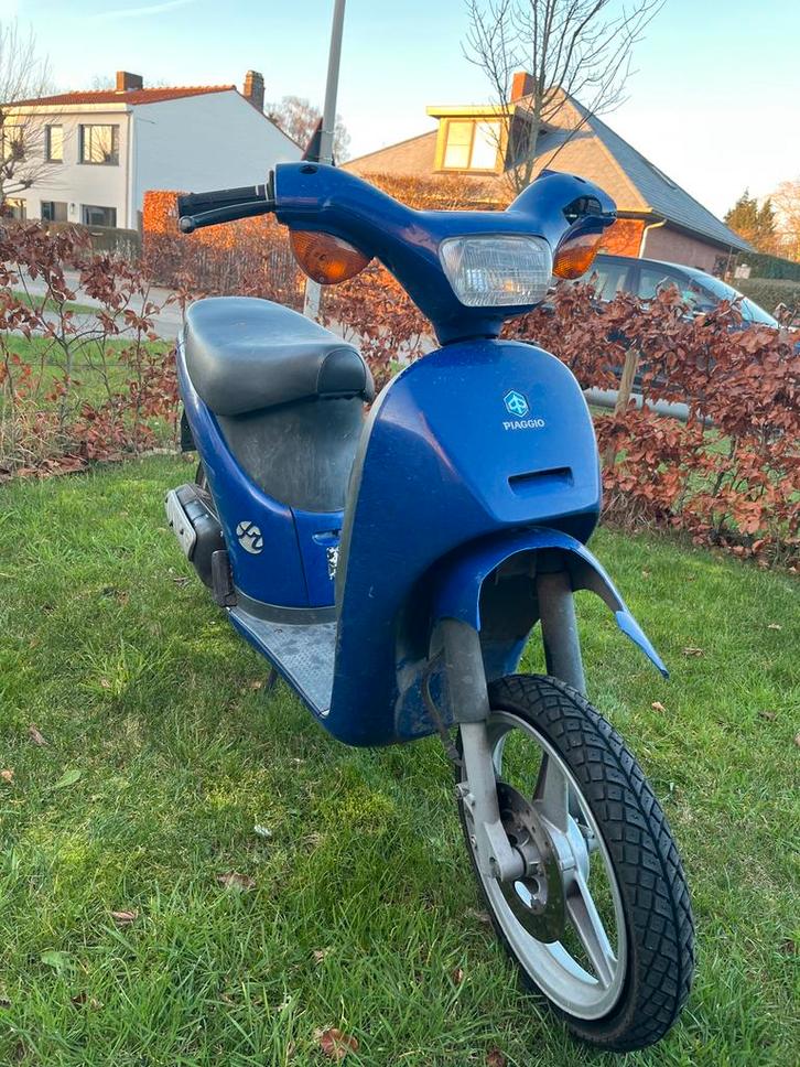 Piaggio free 50 cc a klasse, Fietsen en Brommers, Snorfietsen en Snorscooters, Gebruikt, Piaggio, Tweetakt, Ophalen