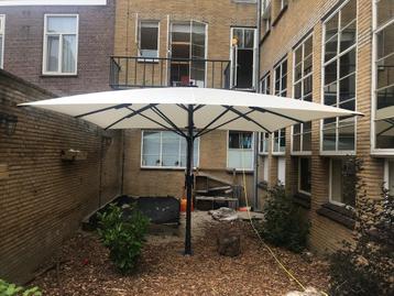 Top parasols  beschikbaar voor biedingen
