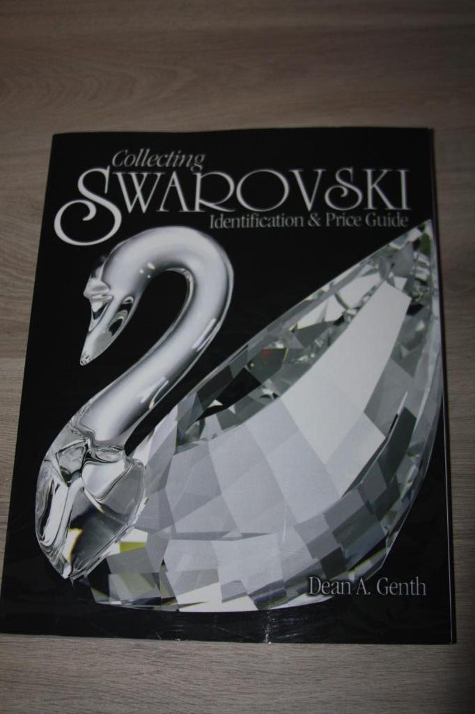 Collecting Swarovski Identification & Price Guide , Engels, Collections, Swarovski, Comme neuf, Autres types, Enlèvement ou Envoi
