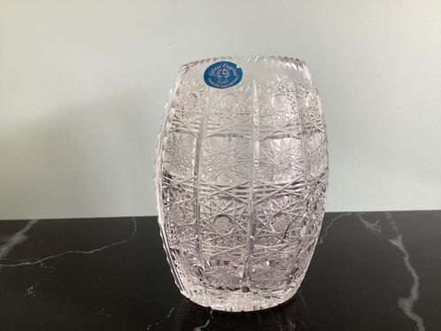 LIQ289/8 Petit vase en cristal, Antiquités & Art, Antiquités | Verre & Cristal, Enlèvement