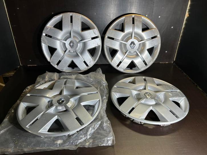 4 wieldoppen Renault Megane Scenic Clio Kangoo 15", Auto diversen, Wieldoppen, Zo goed als nieuw, Ophalen of Verzenden