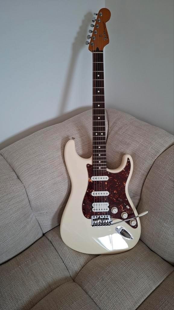 Guitare Fender Stratocaster Mexico, Musique & Instruments, Instruments à corde | Guitares | Électriques, Fender, Enlèvement